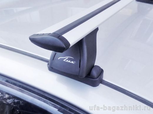 Багажник на крышу Peugeot 207, Lux, крыловидные дуги