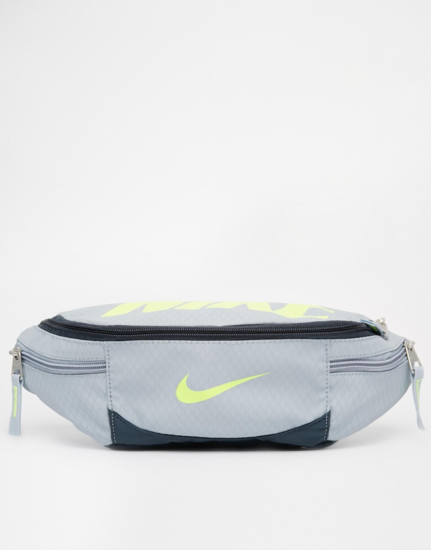 Сумка-кошелек на пояс с логотипом Nike