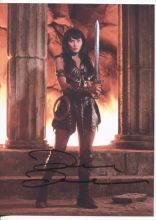 Автограф: Люси Лоулесс. Зена – королева воинов / Xena: Warrior Princess