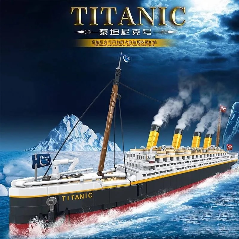 Конструктор Титаник с комнатами и фигурками, эффект сламывания 1:450 58 см. 1507 деталей