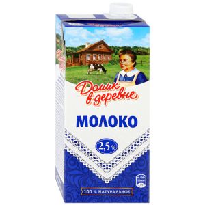 Молоко ДОМИК В ДЕРЕВНЕ 950мл 2,5% т/п