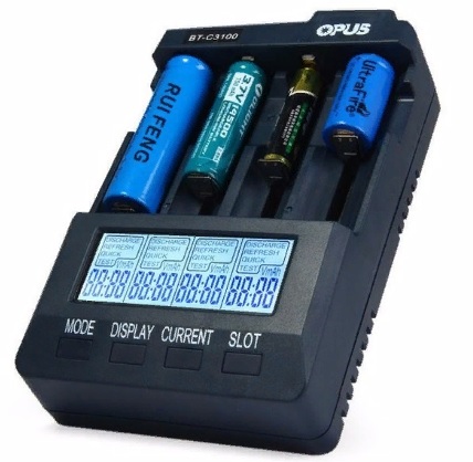 Интеллектуальное зарядное устройство OPUS для аккумуляторных батарей BT-C3100 V2.2
