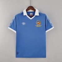 Домашняя форма Manchester City 81/82