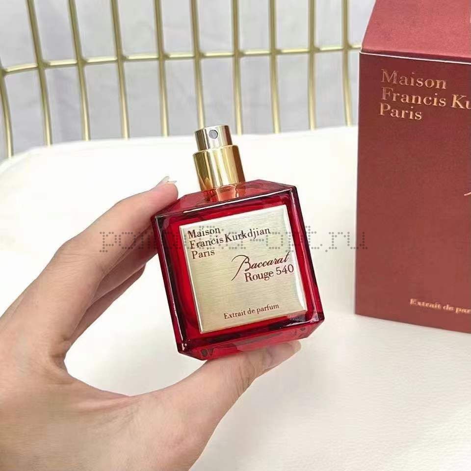 MAISON FRANCIS KURKDJIAN Rouge 540 Extrait De Parfum Парфюмерная вода 70 мл