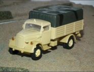 Сборная модель грузовой автомобиль Opel Blitz 1/72 песочный
