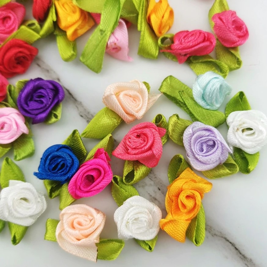 фото Нашивка декоративная для белья Шелковые розочки Микс цветов 10 штук в упаковке (HOS-25 mix)