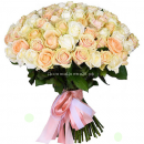 Букет из кремовых и белых роз (50, 60, 70 см)