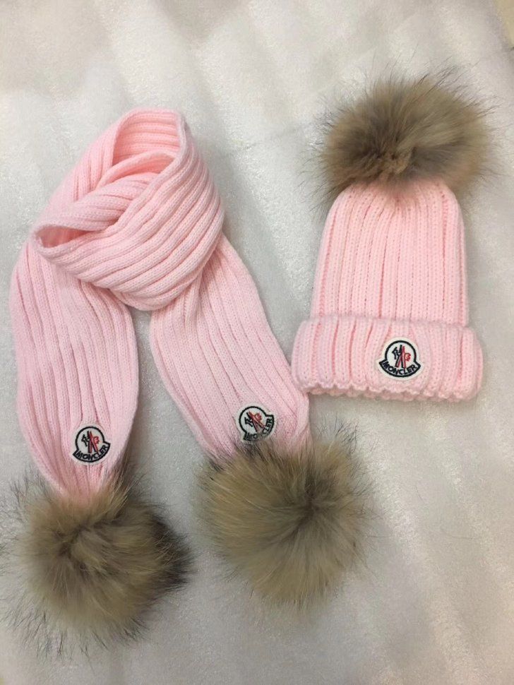 Комплект шапка и шарф нежно розовый монклер