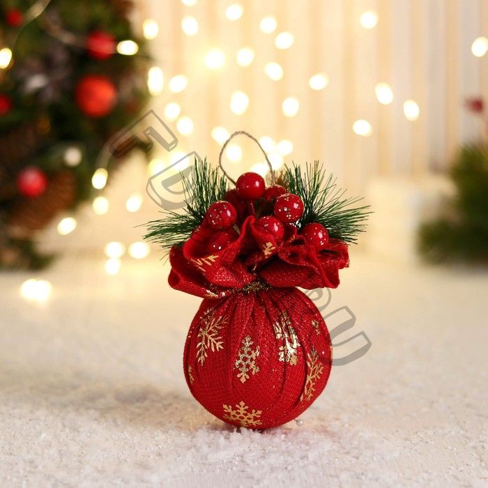 Шар пластик декор "Блеск рождества" снежинки, 8х12 см, красный