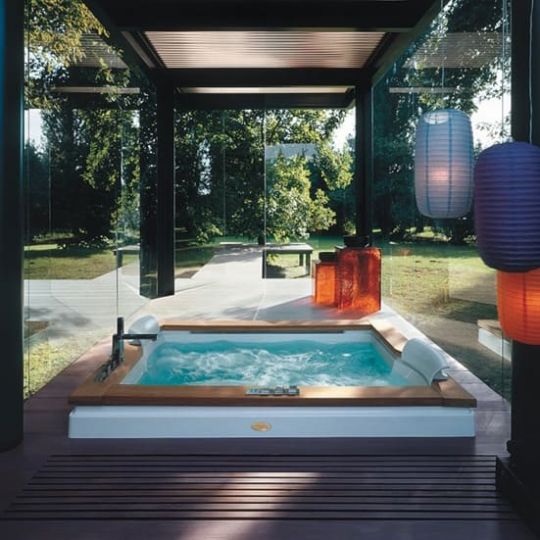 Гидромассажная ванна Jacuzzi Aura Plus Wood встраиваемая 180x150 ФОТО