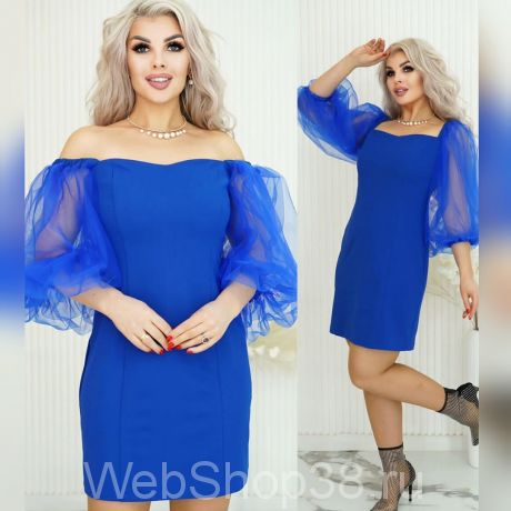 Синее платье с пышными прозрачными рукавами
