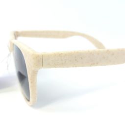 очки из переработанных материалов