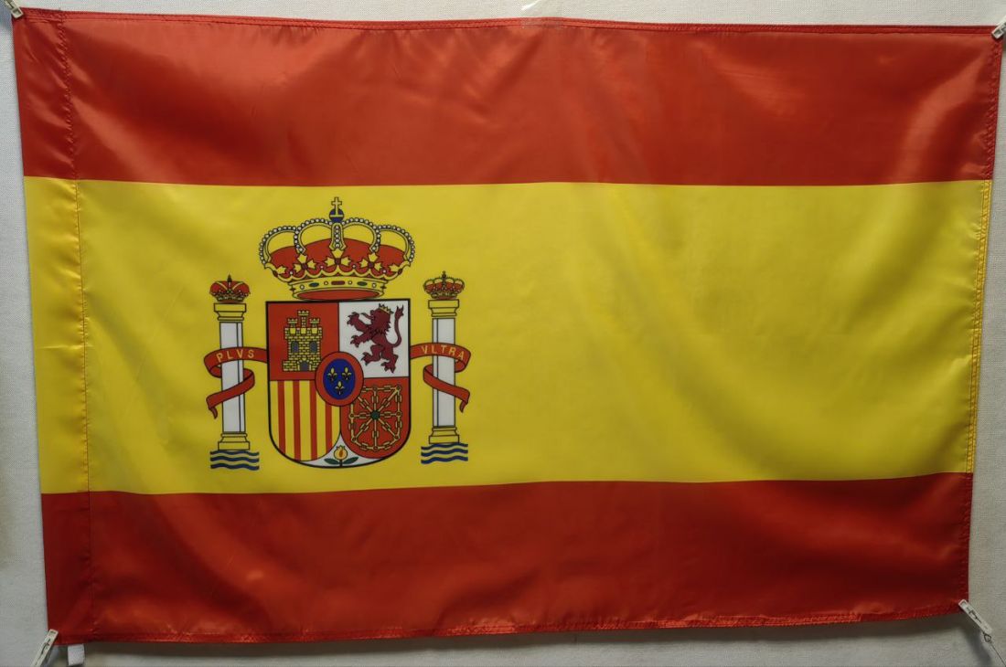 Флаг Испании с гербом 90х135см