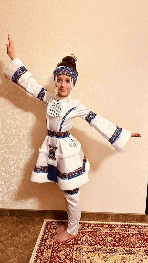 Костюм северный ненецкий якутский мод № 08-70