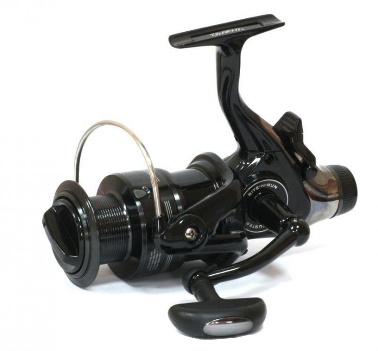 Катушка Daiwa Black Widow BR 3500A