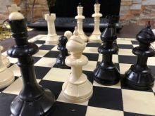 Шахматные фигуры исторические большие, король h-10,5 см, пешка h-5 см